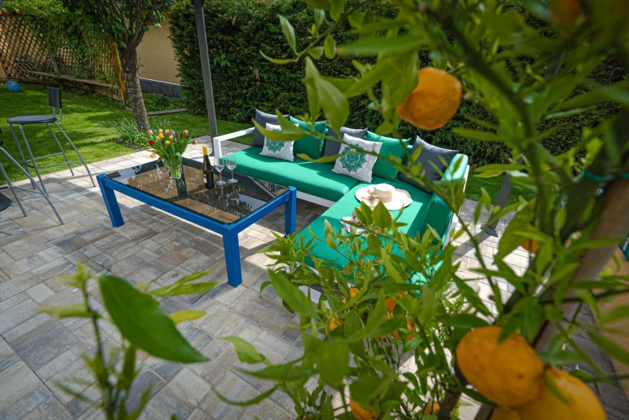 Sunny Garden Pihenohaz Villa Siófok Buitenkant foto